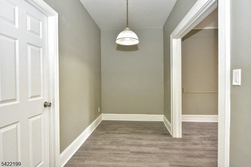 36 Park Ave - Photo 7 of 18