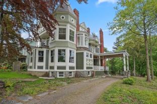 1 Franklin Pl #1 - Photo 1 of 1