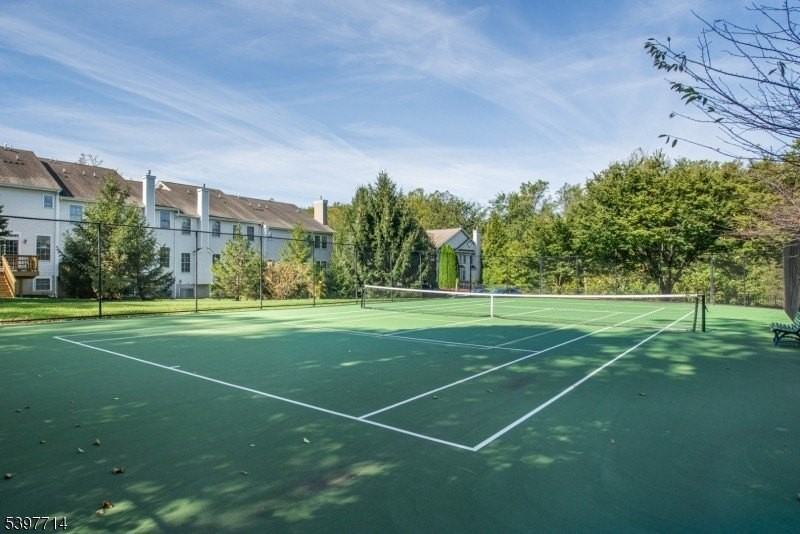 3103 Peer Pl - Photo 4 of 25