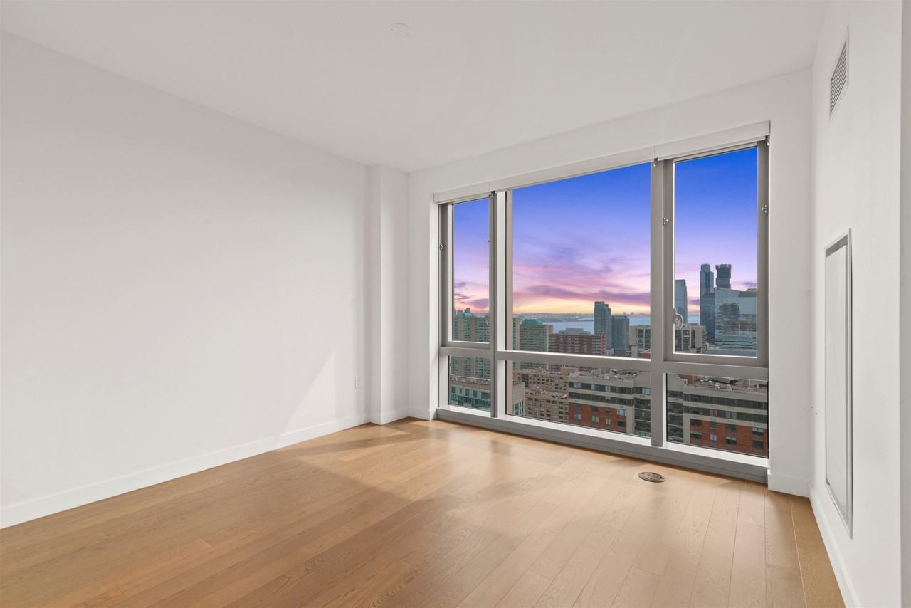 75 Park Ln S #3407 - Photo 7 of 35