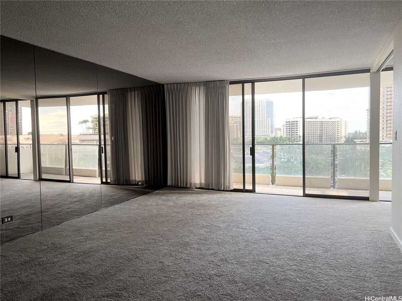1860 Ala Moana Blvd #902B - Photo 7 of 15