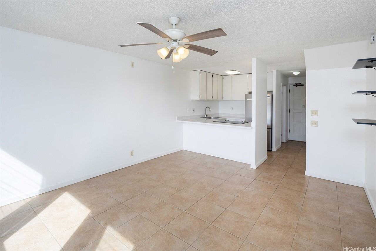 350 Aoloa St Apt C222 - Photo 4 of 19