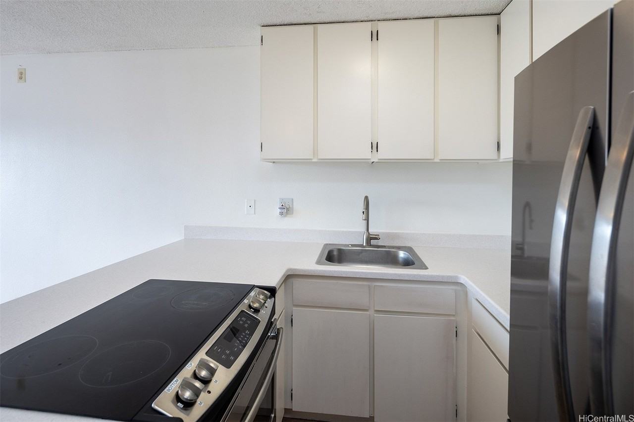 350 Aoloa St Apt C222 - Photo 6 of 19