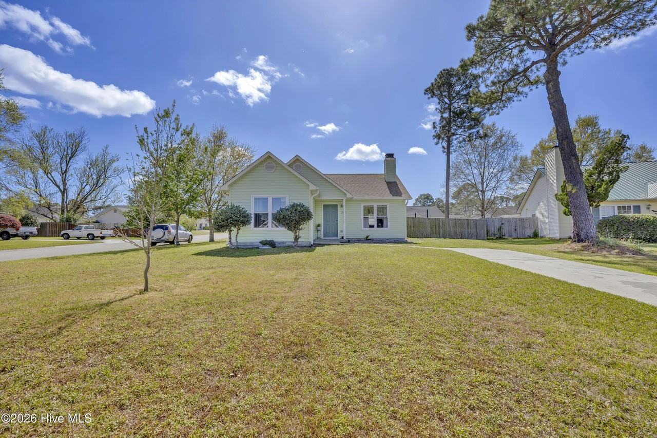 2201 Foliage Ct - Photo 2 of 24