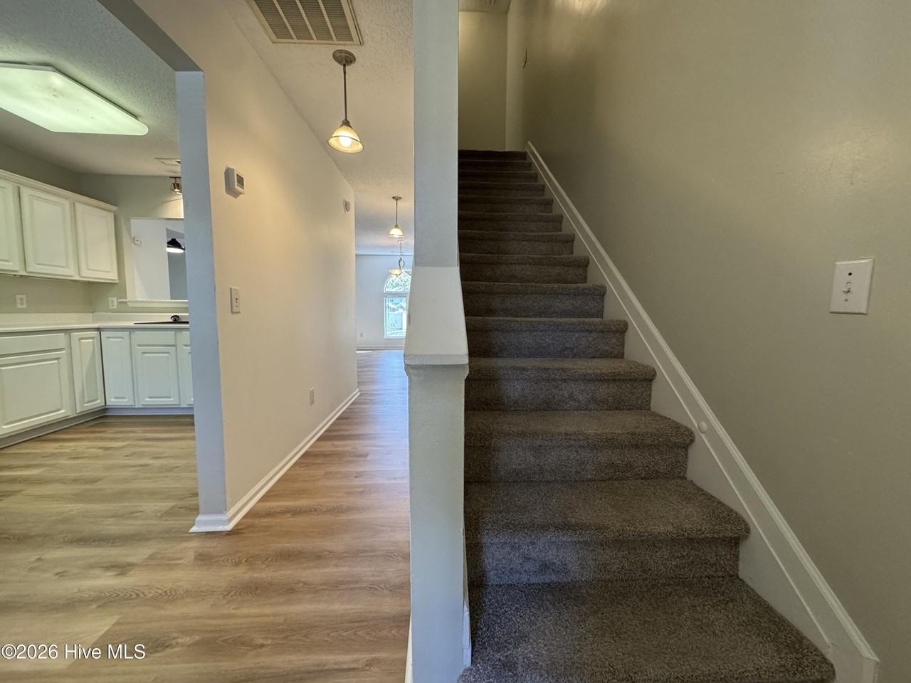 935 Birch Creek Dr - Photo 5 of 11