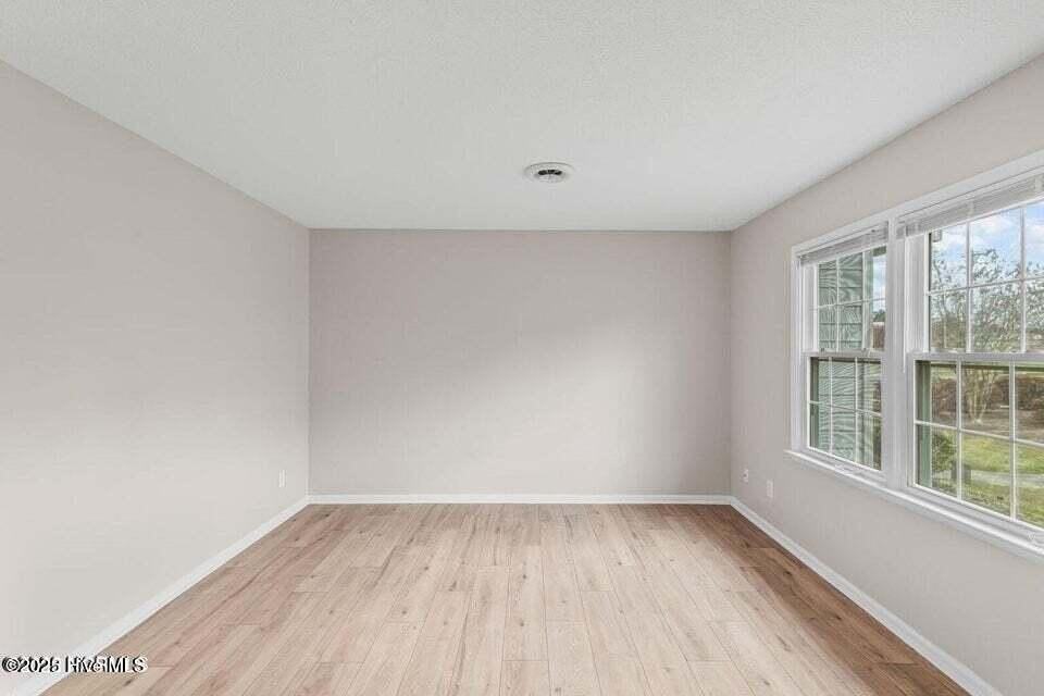 2 Portwest Townhouses Apt C - Photo 4 of 20