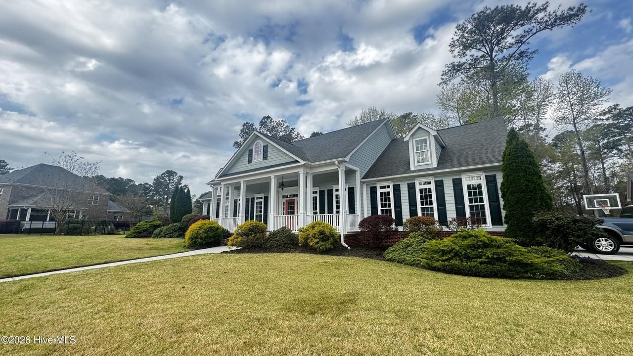 201 Oak Hammock Ct - Photo 3 of 44