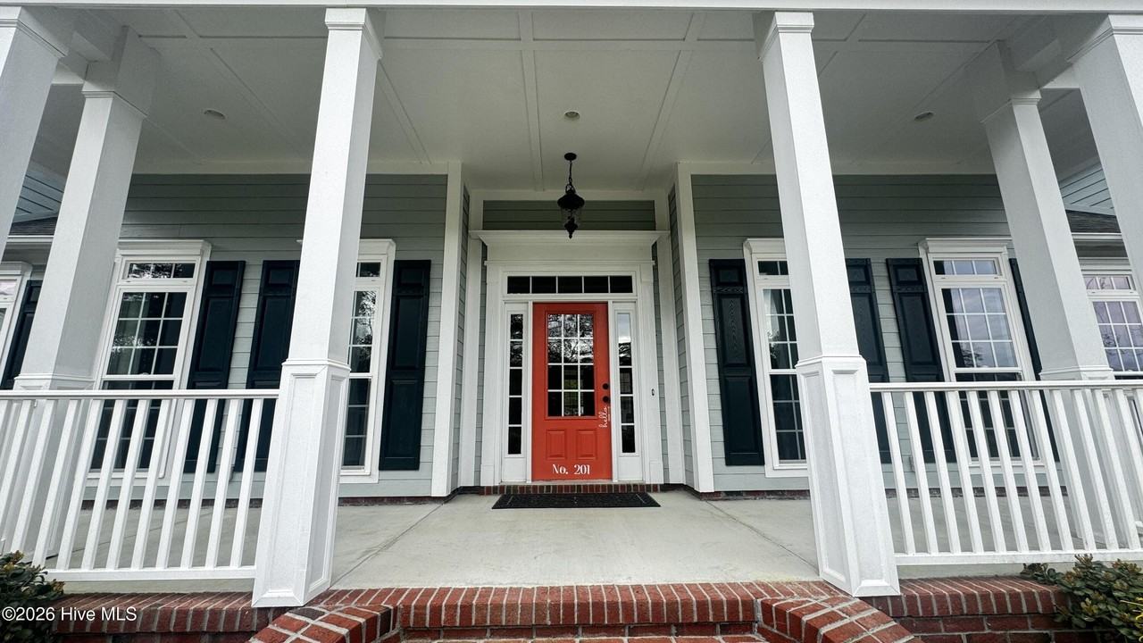 201 Oak Hammock Ct - Photo 4 of 44