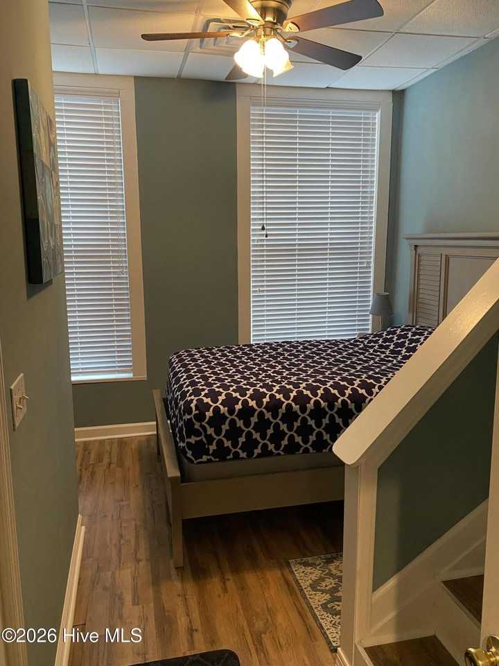 30 N Front St - Photo 5 of 16