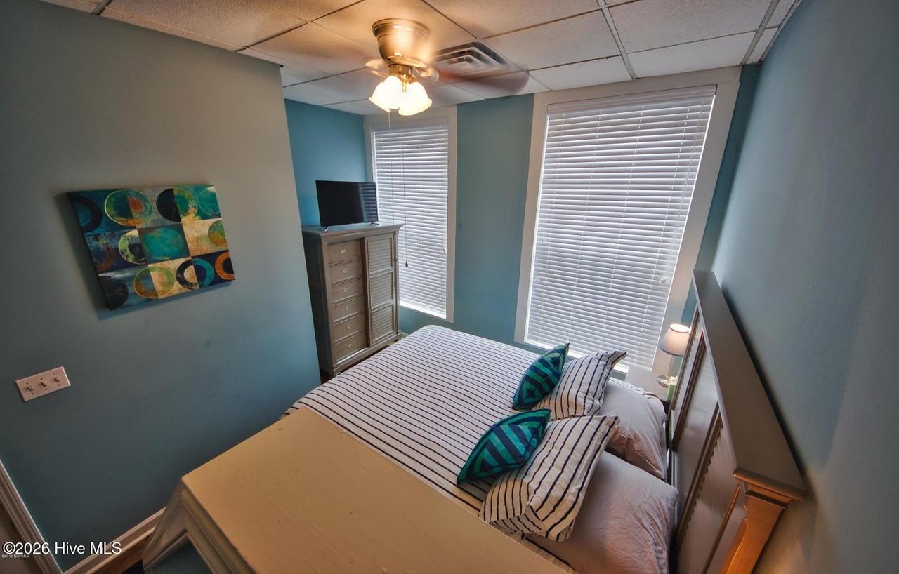 30 N Front St - Photo 7 of 16