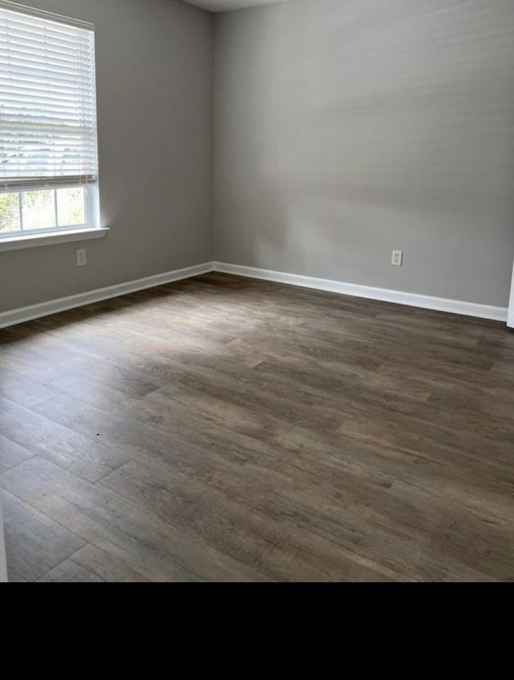 324 Greendale Pl - Photo 4 of 4