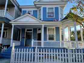 201 E 39th St Unit B - Photo 1 of 1