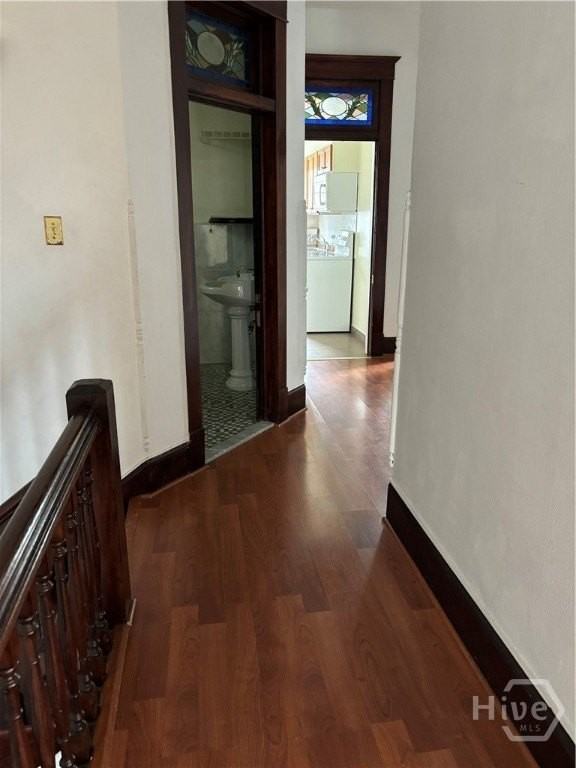 201 E 39th St Unit B - Photo 4 of 20