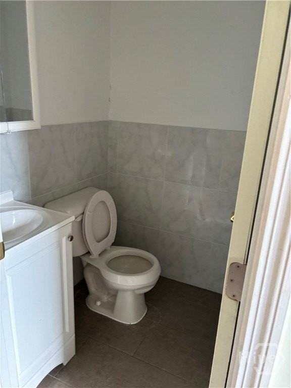 201 E 39th St Unit B - Photo 5 of 20