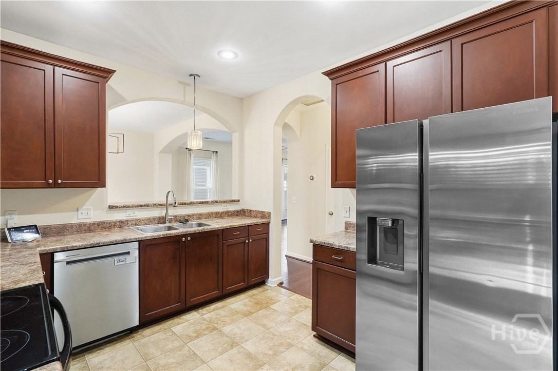 134 Chapel Lk S - Photo 7 of 20