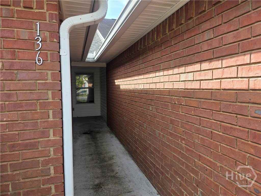 136 Town Park Dr - Photo 3 of 22