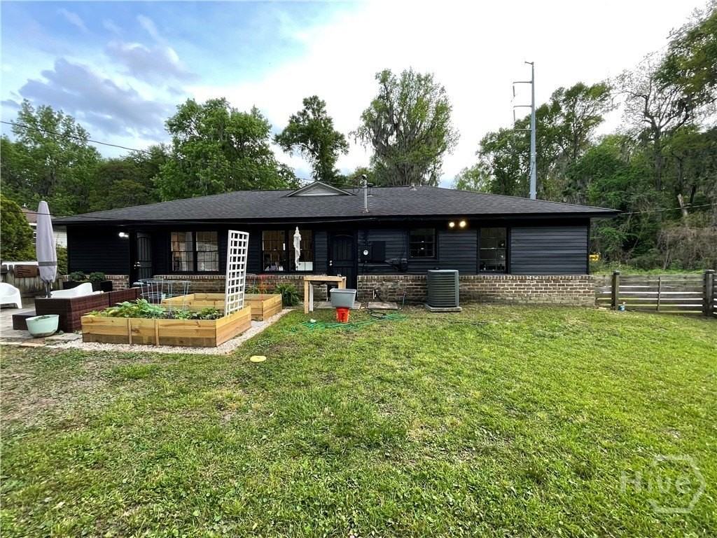 1802 E 62nd St - Photo 3 of 7