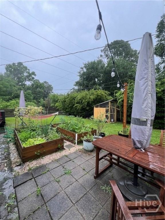 1802 E 62nd St - Photo 4 of 7