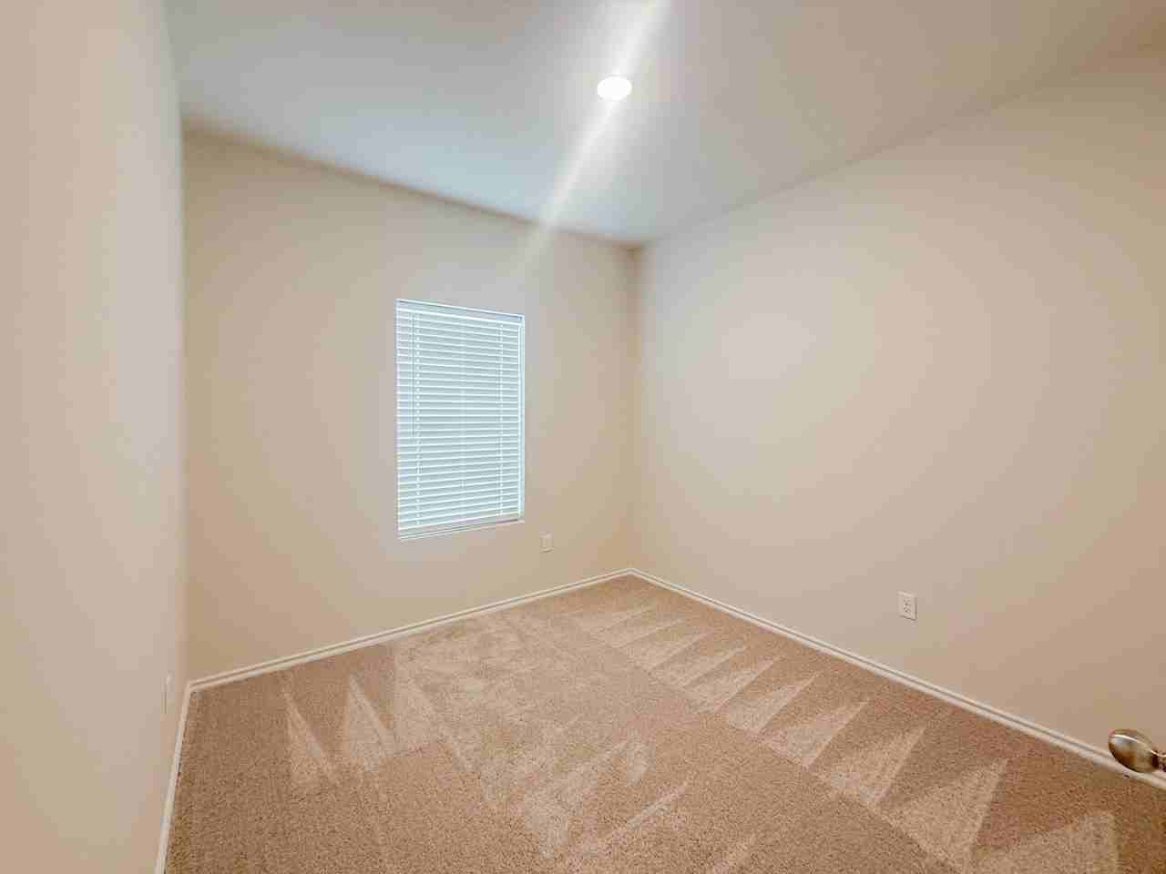 3100 Mesa Dr - Photo 4 of 14
