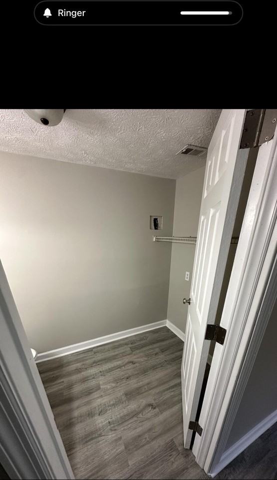 1049 Blackwell Ct Unit B - Photo 5 of 10