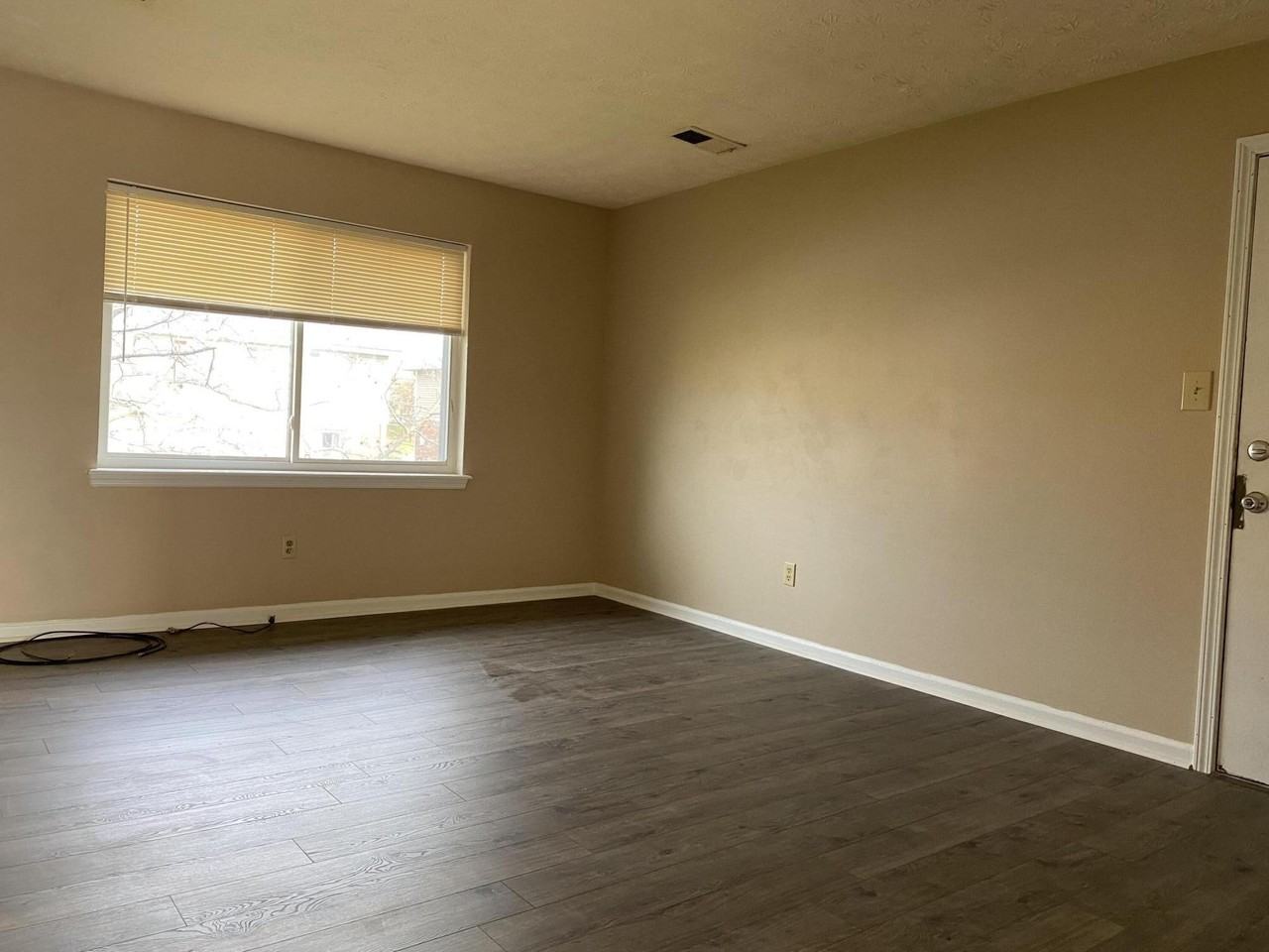 3713 Hacker Ct Apt 4 - Photo 2 of 12