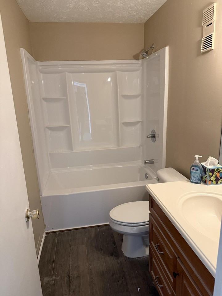 3713 Hacker Ct Apt 4 - Photo 6 of 12