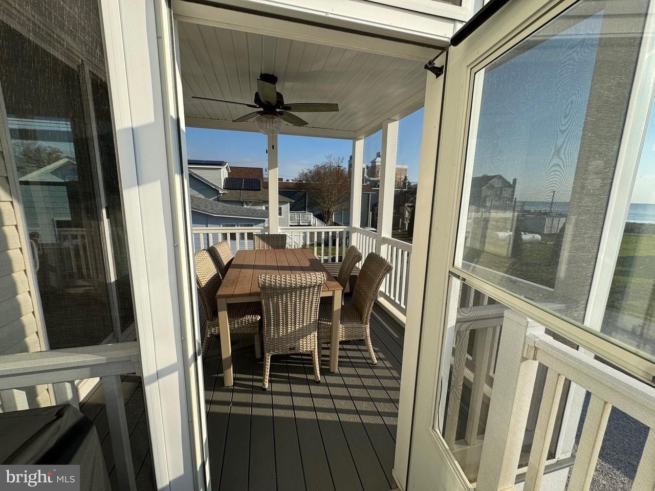 8315 Bayside Rd - Photo 6 of 36