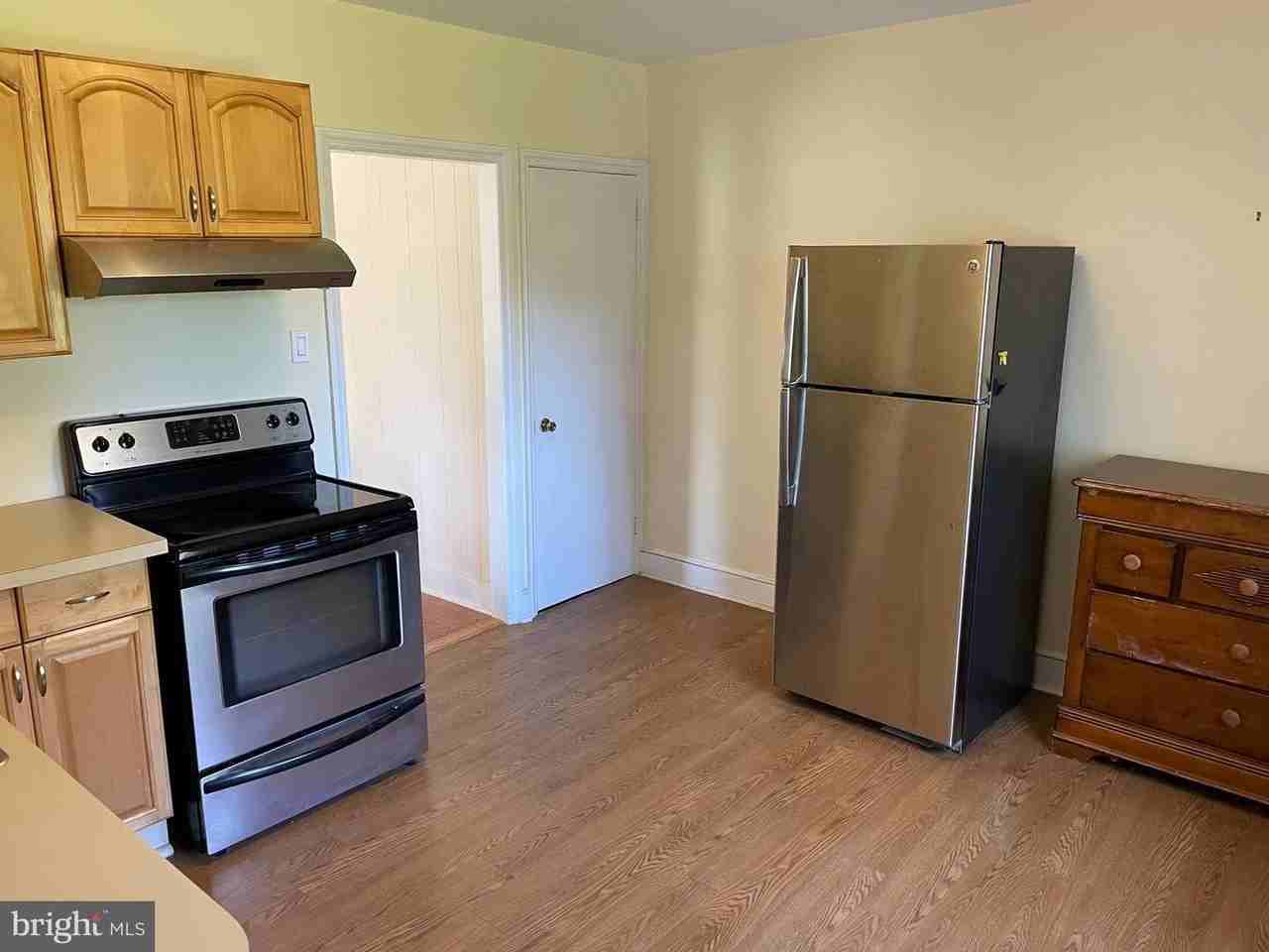 1410 Longford Rd - Photo 6 of 14