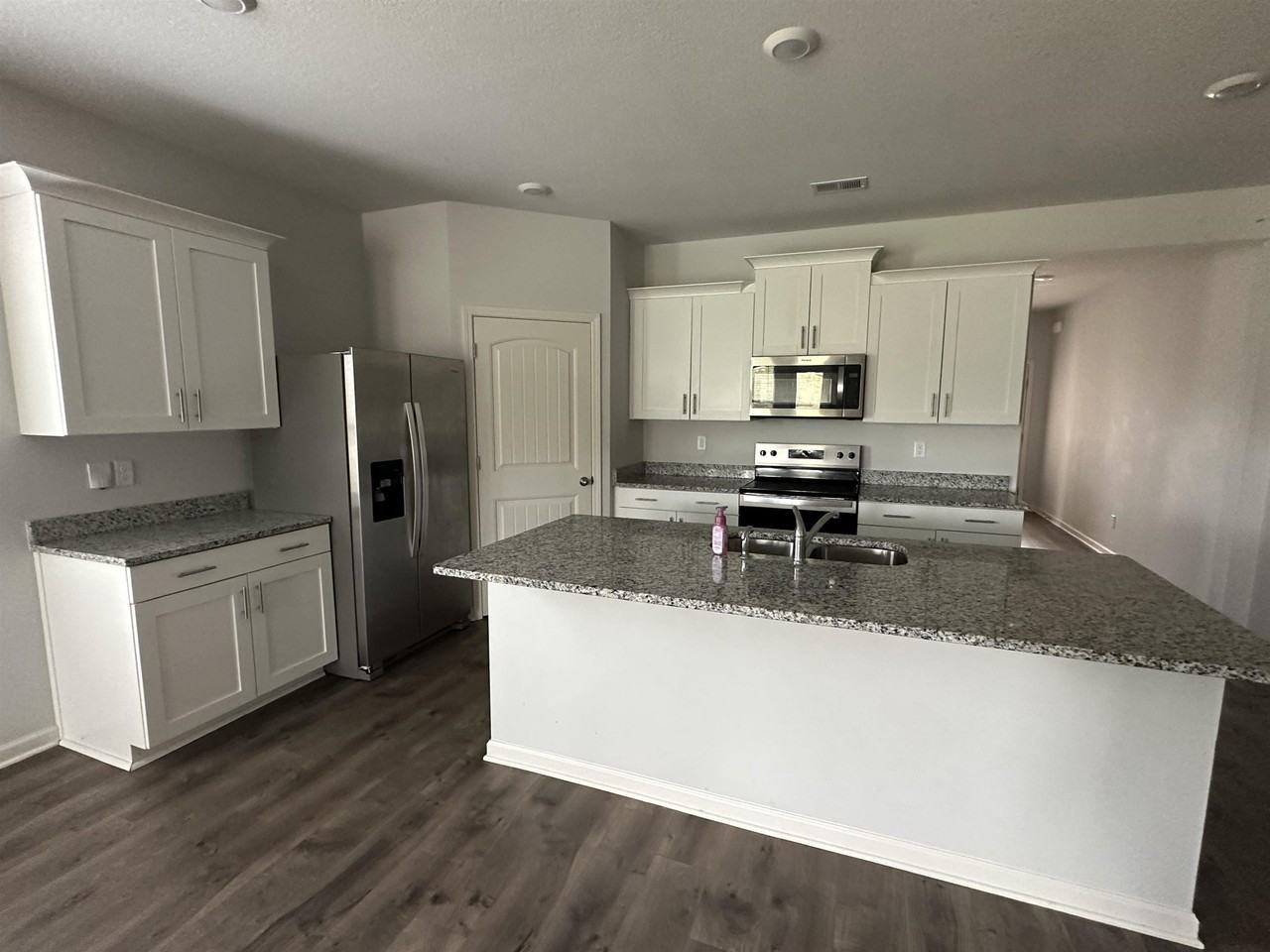 485 Windemere Loop #1 - Photo 2 of 13