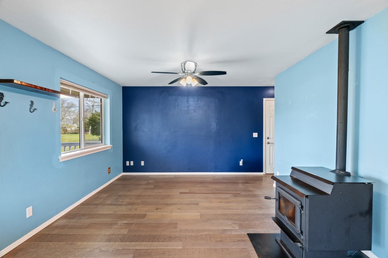 221 W Seattle Ave #1 - Photo 4 of 27