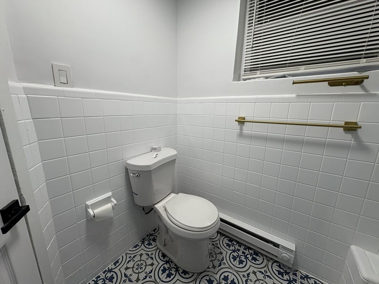 2062 E Stella St #1 - Photo 7 of 12