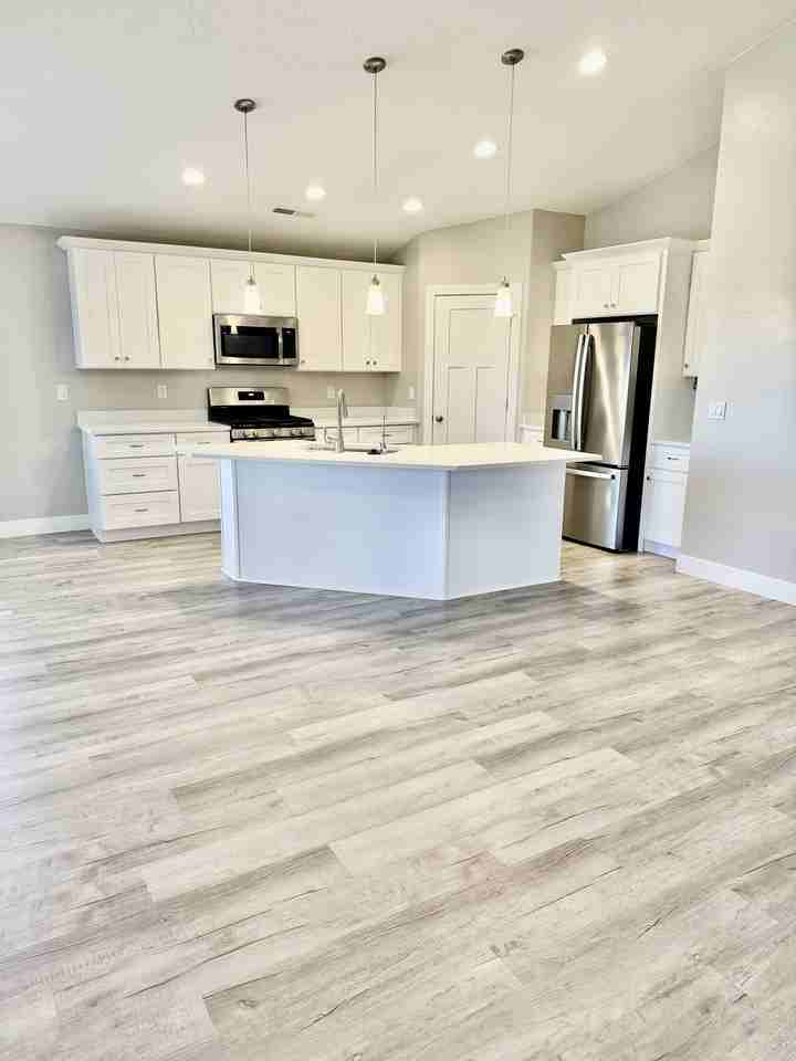 2261 South Tonaquint DriveUnit 57 #1 - Photo 4 of 14