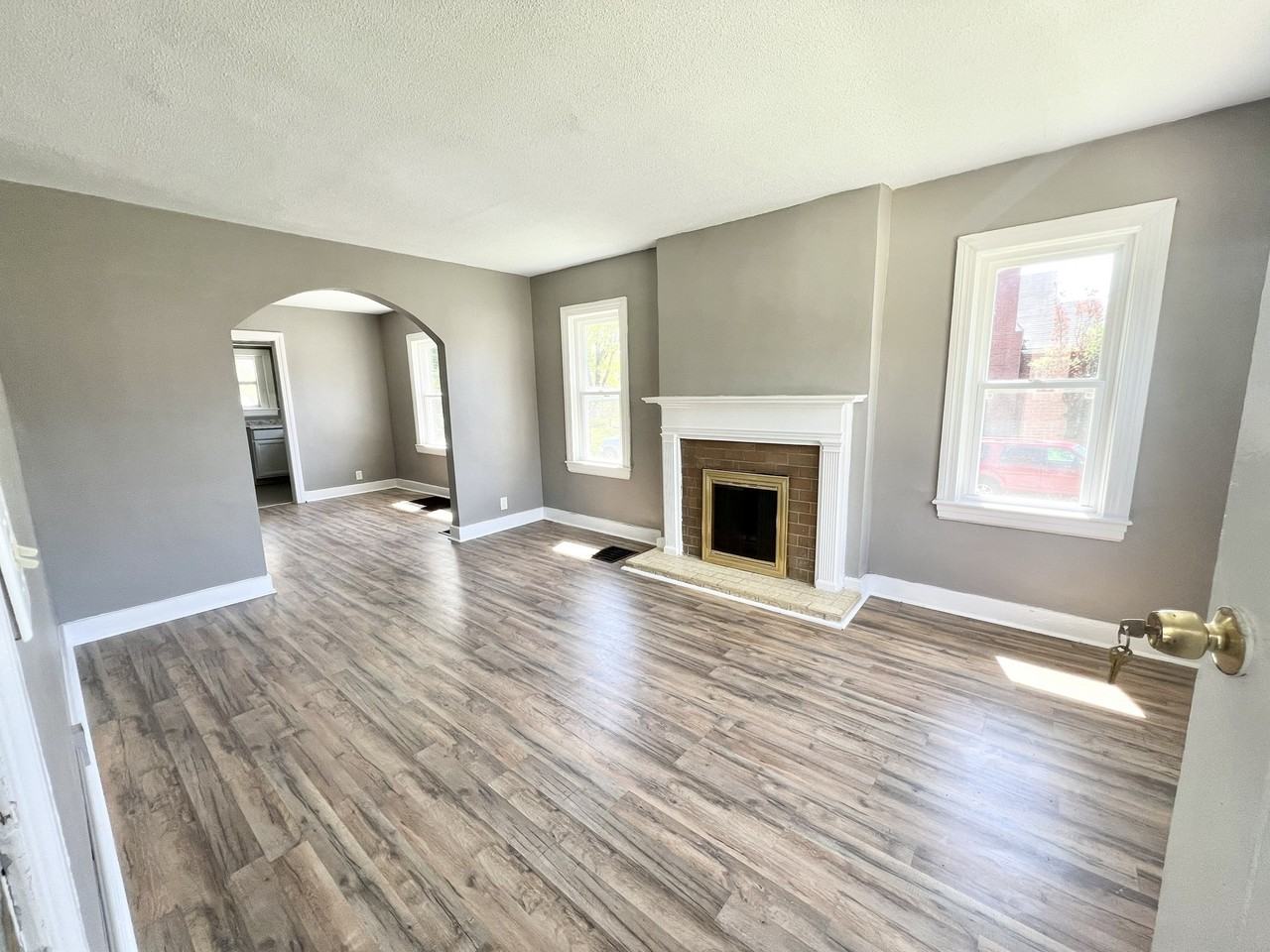 1453 Olive St #1 - Photo 5 of 17