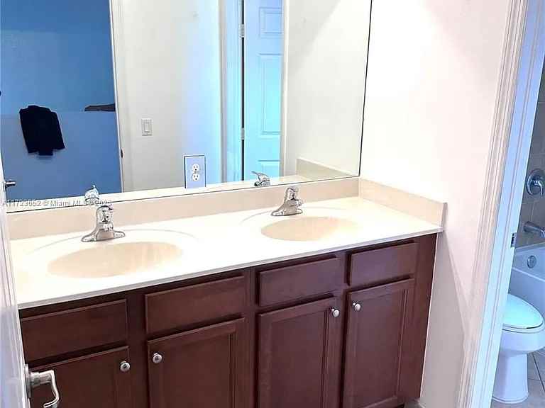 3530 W 88th St - Photo 7 of 8