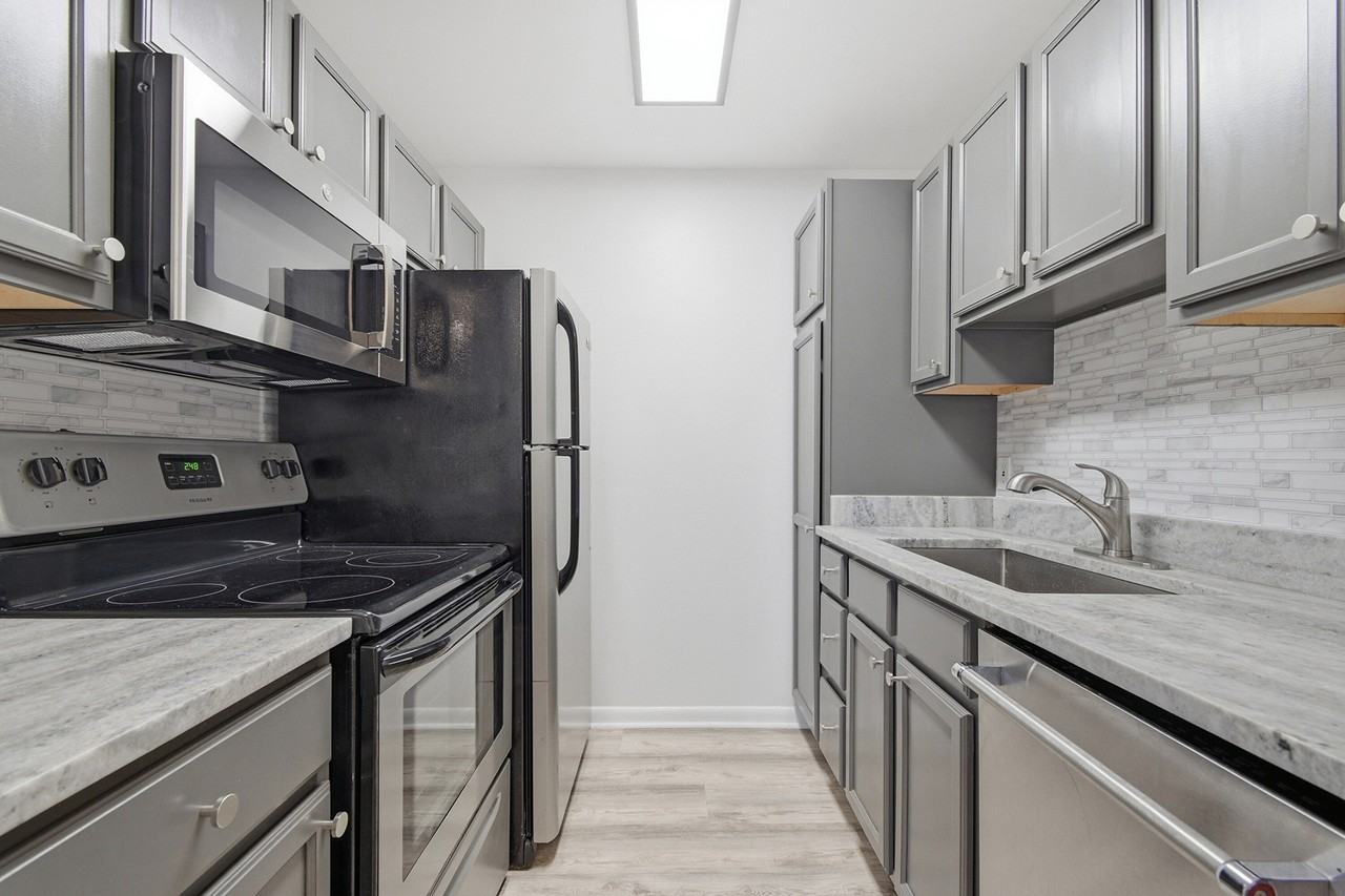 29656 Buffalo Park Rd #206 - Photo 4 of 15