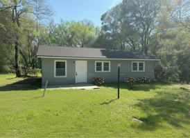 featured image of 5708 Edwina Dr #1