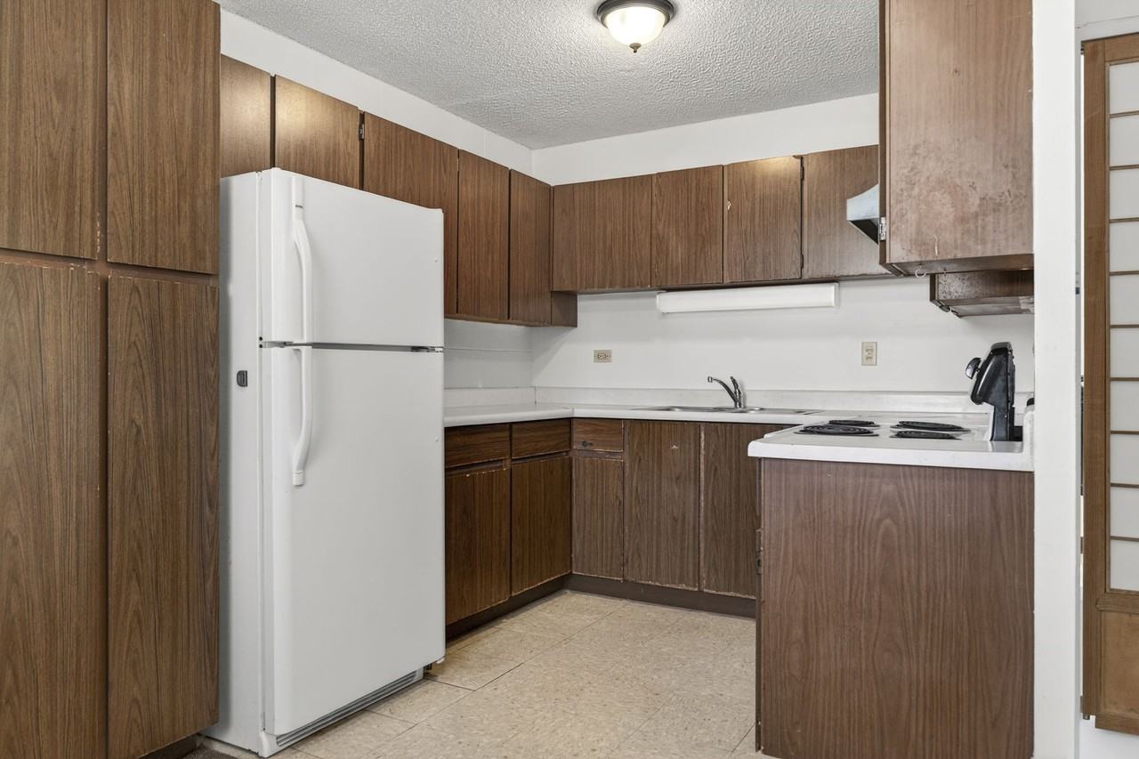 1611 Miller St #1 - Photo 4 of 12