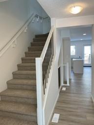 905 172 St Sw #3 - Photo 5 of 23