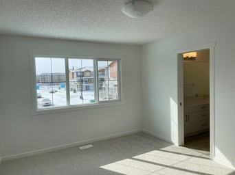 905 172 St Sw #3 - Photo 7 of 23