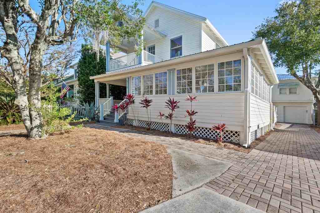 313 Saint George St #1 - Photo 2 of 50