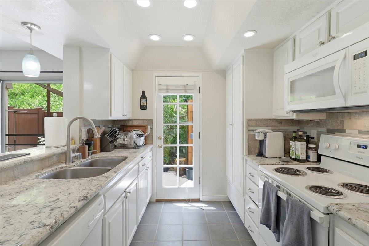 4081 Yankee Dr #1 - Photo 6 of 21