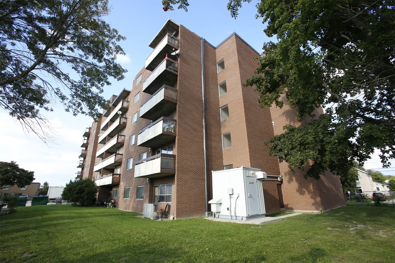 120 Elm Street - Photo 4 of 8