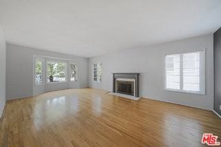 10374 Ashton Ave - Photo 5 of 8