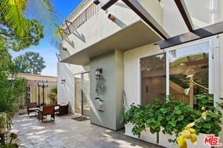 2013 21st St #105 - Photo 5 of 8