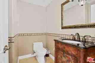 2013 21st St #105 - Photo 6 of 8