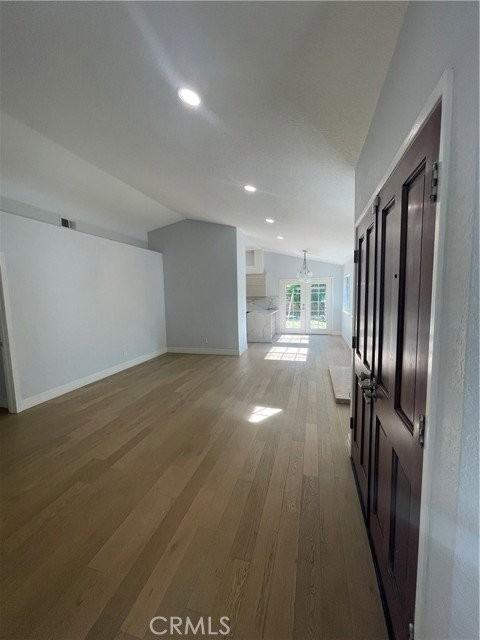 S Rockridge Pl - Photo 3 of 8