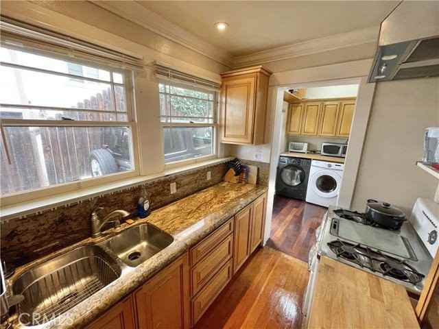 534 Gravely Ct - Photo 4 of 8