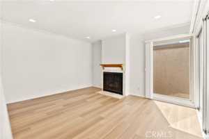 featured image of 600 Monterey Blvd #8