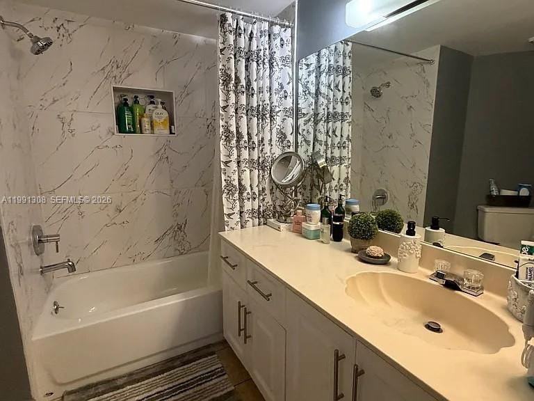9715 Fontainebleau Blvd - Photo 6 of 6