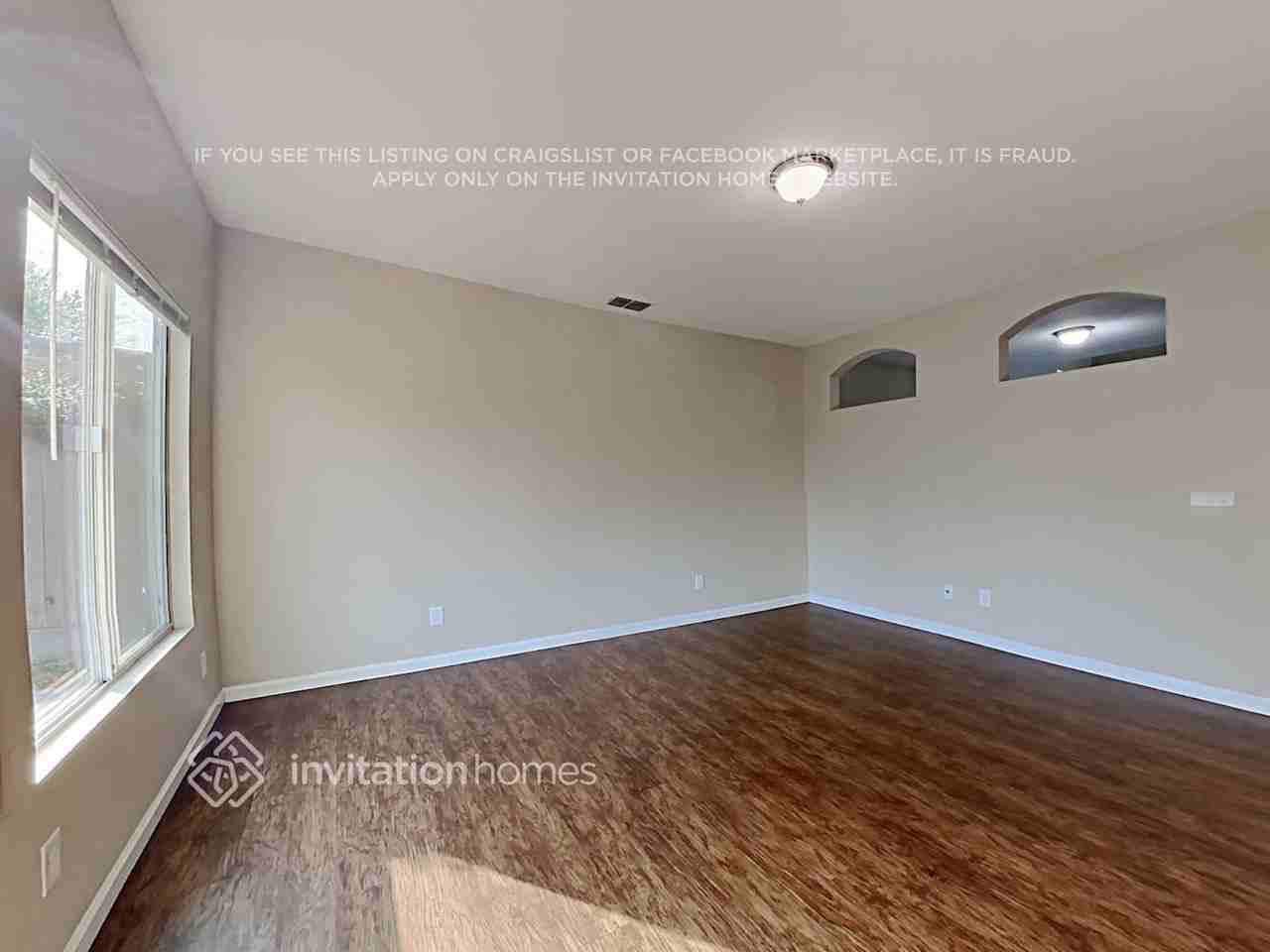 316 Willow Glen Dr - Photo 6 of 23